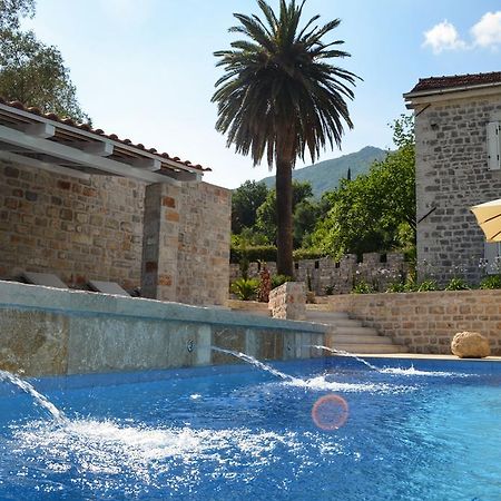 Boutique Hotel Malo Selo ヘルツェグ・ノヴィ エクステリア 写真